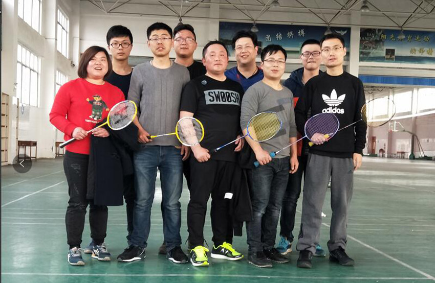 “快乐工作,健康生活”2018年第一次羽毛球健身活动